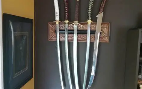 Displaying Sword Mounting